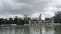 Parc du Retiro - JPEG - 78.2 ko - 1024×768 px